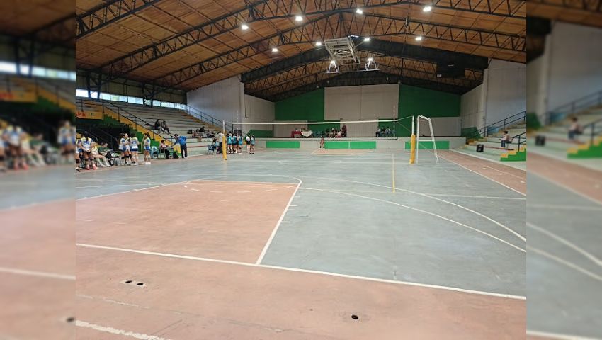 Gimnasio Municipal De Cabrero