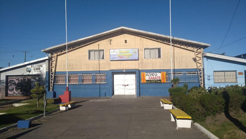 Gimnasio Municipal Los Cóndores