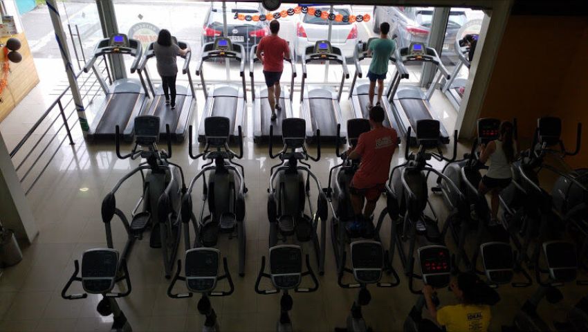 Gimnasio Pacific Fitness Manquehue