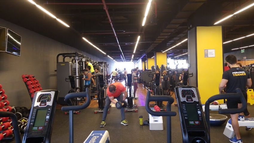 Gimnasio Smart Fit - Irarrázaval