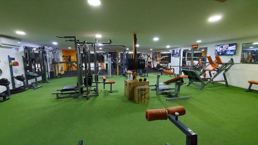 Status Spa & Fitness